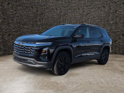 Used 2025 Chevrolet Equinox LT w/ Convenience Package II image 6