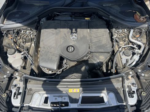 Certified 2023 Mercedes-Benz GLC 300 4MATIC image 36
