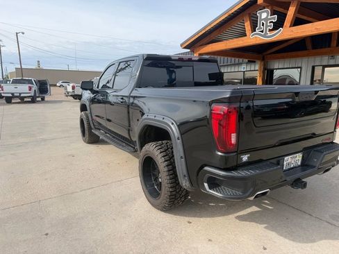 Used 2021 GMC Sierra 1500 AT4 w/ AT4 Premium Package AWD/4WD image 3