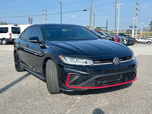 Used 2025 Volkswagen Jetta GLI Autobahn image 1