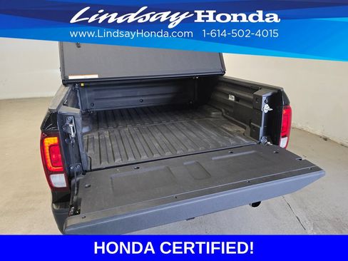 Used 2023 Honda Ridgeline Sport image 11