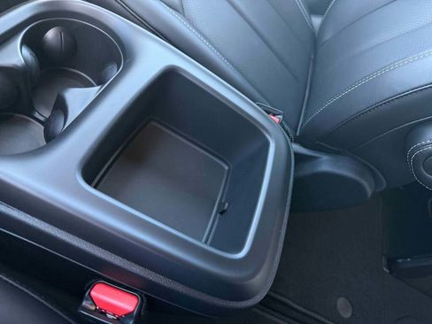 New 2026 Chrysler Voyager LX image 37