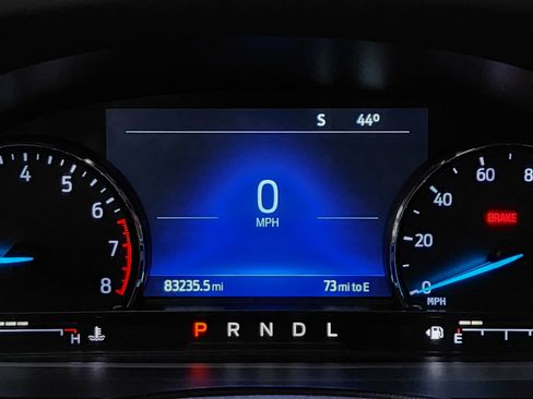 Used 2022 Ford Explorer XLT w/ Equipment Group 202A image 24