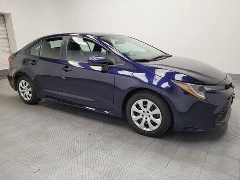 Used 2023 Toyota Corolla LE image 11