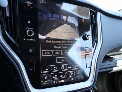 Used 2025 Subaru Outback Limited image 37