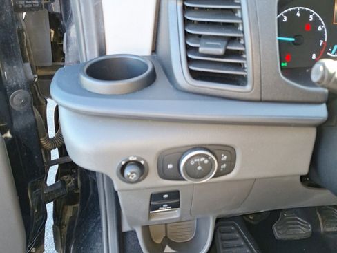 Used 2023 Ford Transit 350 XLT image 10