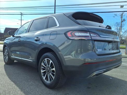 Certified 2022 Lincoln Nautilus AWD w/ Premium Package image 6