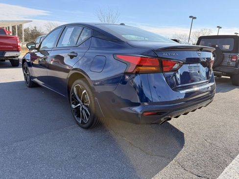 Certified 2023 Nissan Altima 2.5 SR image 7