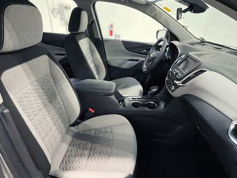 Used 2024 Chevrolet Equinox LS image 24