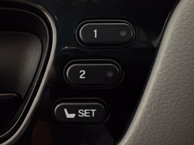 Used 2024 Honda Odyssey Touring image 10
