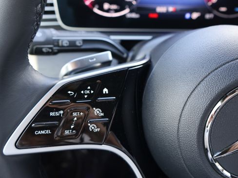 Certified 2026 Mercedes-Benz GLE 350 4MATIC image 33