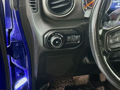 Used 2020 Jeep Wrangler Unlimited Sport S AWD/4WD image 16