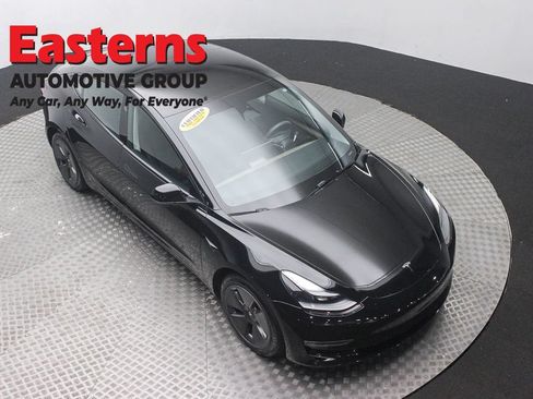 Used 2023 Tesla Model 3 Standard Range RWD image 3