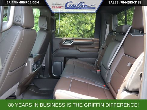 New 2026 GMC Sierra 2500 Denali w/ Denali Reserve Package AWD/4WD image 31
