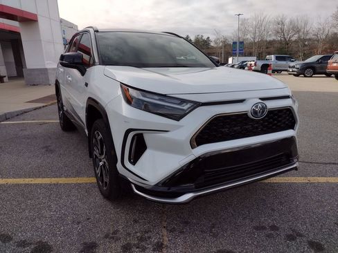 Used 2023 Toyota RAV4 XSE image 11