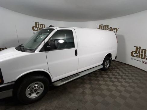 Used 2024 GMC Savana 2500 w/ Driver Convenience Package image 4