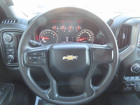 Used 2023 Chevrolet Silverado 1500 Custom image 31