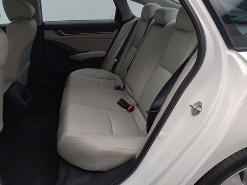 Used 2018 Honda Accord LX image 18