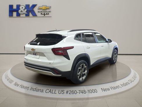 New 2026 Chevrolet Trax LT w/ Driver Confidence Package image 6