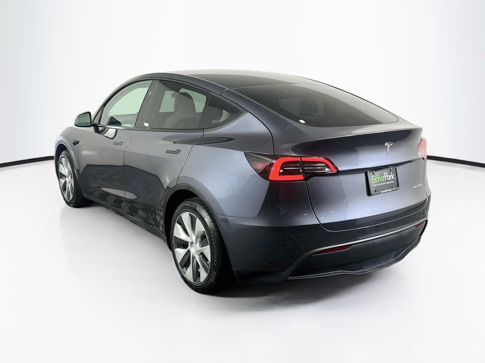 Used 2023 Tesla Model Y Long Range AWD/4WD image 5