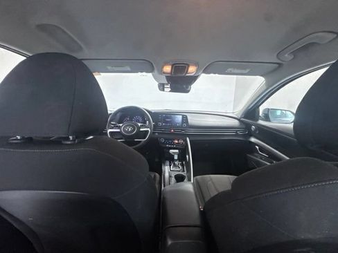 Used 2022 Hyundai Elantra SEL w/ Cargo Package FWD image 18