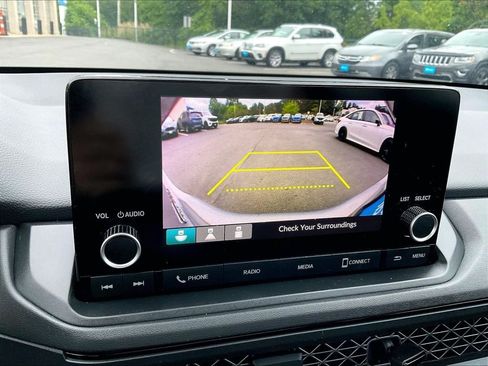 Used 2024 Honda Accord LX image 19