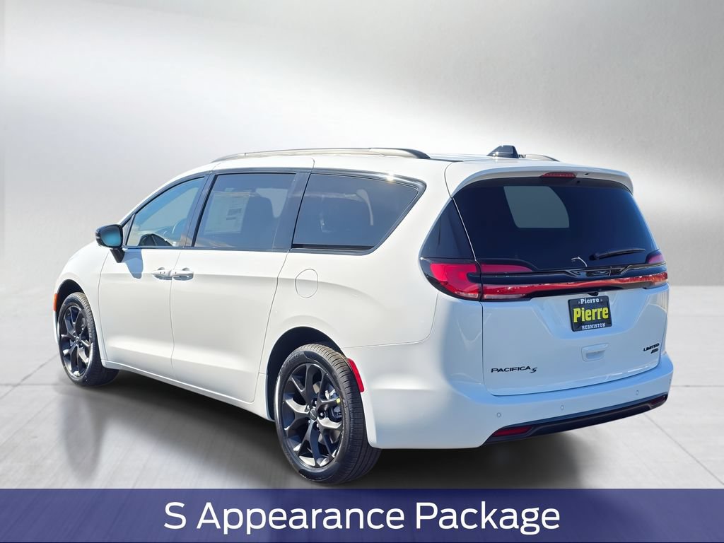 New 2027 Chrysler Pacifica Limited AWD/4WD image 4