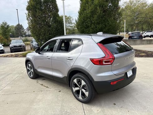 New 2026 Volvo XC40 B5 Plus w/ Protection Package Premier image 5