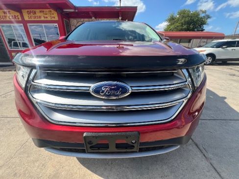 Used 2017 Ford Edge Titanium w/ Equipment Group 301A FWD image 2