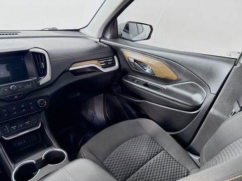 Used 2018 GMC Terrain SLE FWD image 21