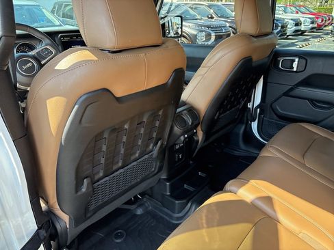 Used 2023 Jeep Wrangler Unlimited Rubicon w/ Xtreme 35 Tire Package image 18