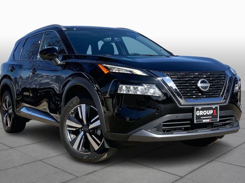 Used 2023 Nissan Rogue SL w/ SL Premium Package image 2