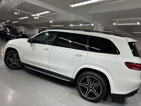New 2026 Mercedes-Benz GLS 450 4MATIC image 13