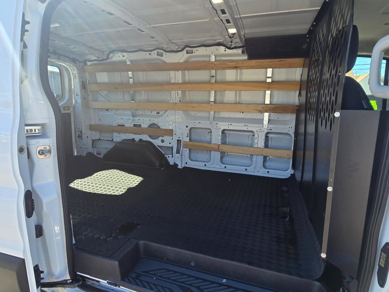 Used 2025 Ford Transit 250 Low Roof w/ Exterior Upgrade Package RWD image 14
