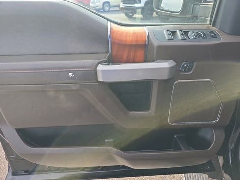 Used 2017 Ford F350 King Ranch w/ King Ranch Ultimate Package image 22