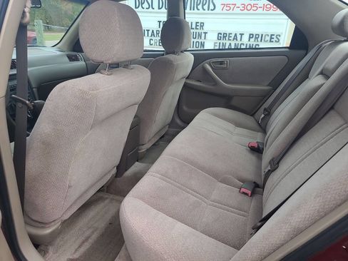 Used 2001 Toyota Camry LE image 21
