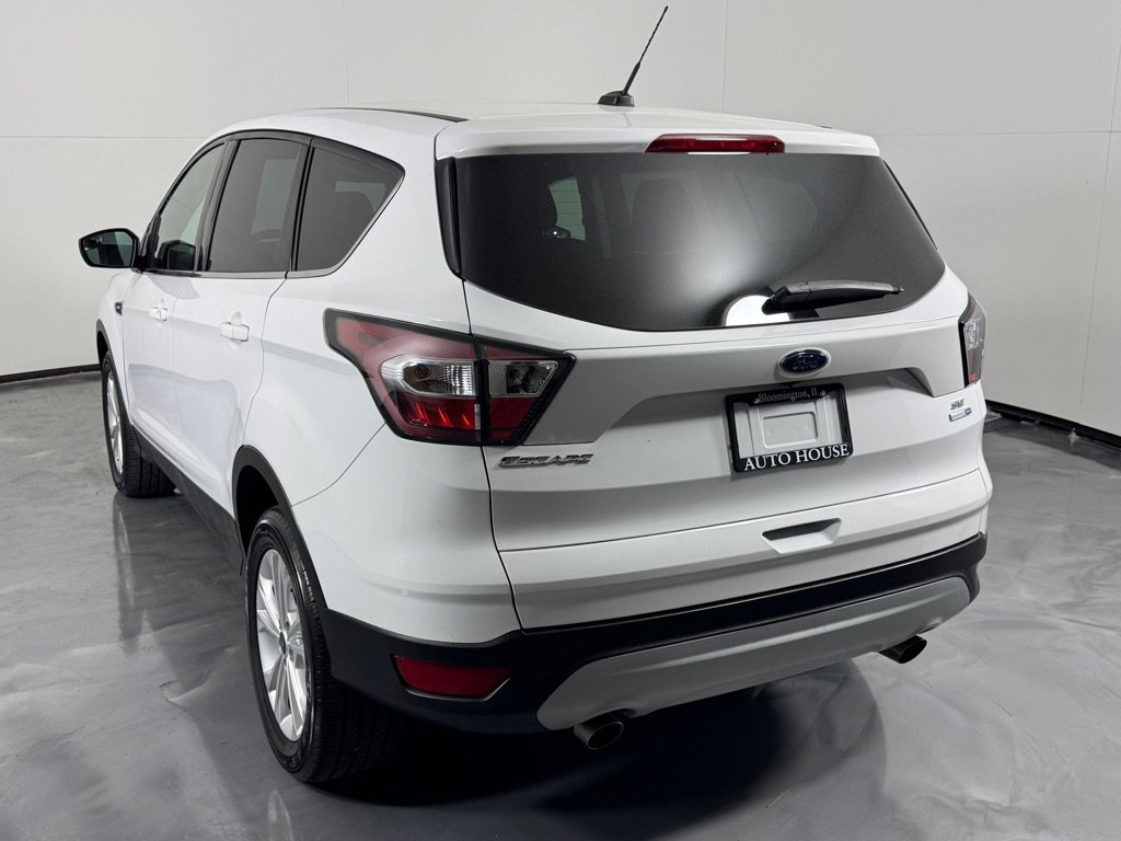 Used 2017 Ford Escape SE AWD/4WD image 7