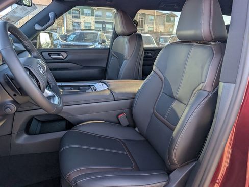 New 2026 Nissan Armada SL w/ Captain's Chari Seat Package RWD image 18