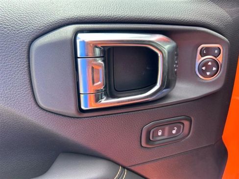 New 2025 Jeep Wrangler Unlimited Rubicon 392 image 18