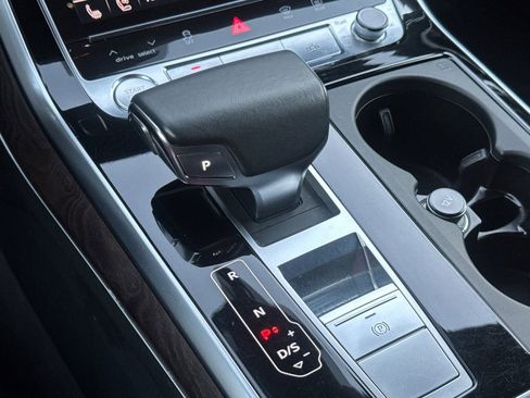 Used 2019 Audi Q8 Prestige w/ Towing Package image 29