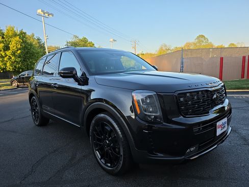 Used 2021 Kia Telluride SX w/ SX Prestige Package AWD/4WD image 1