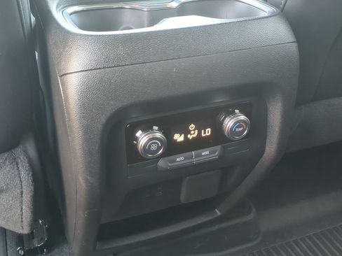 Used 2026 GMC Acadia Elevation w/ Black Edition image 21