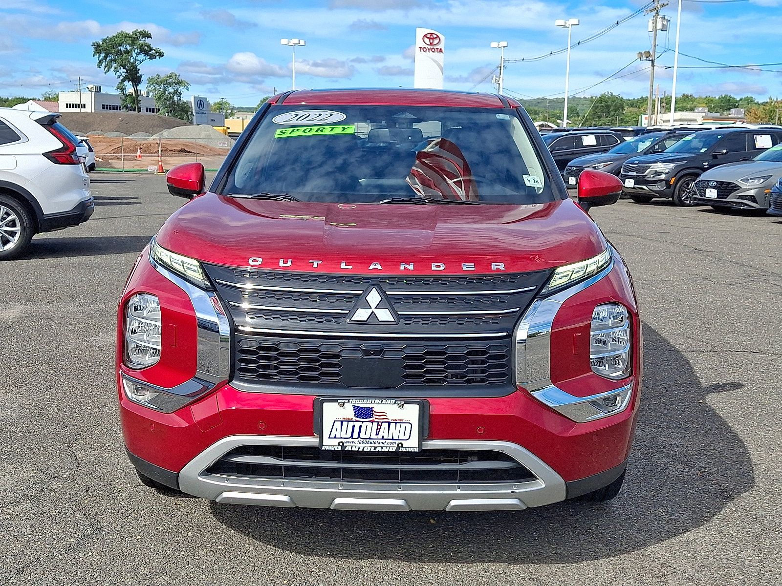 Used 2022 Mitsubishi Outlander SE AWD/4WD image 2