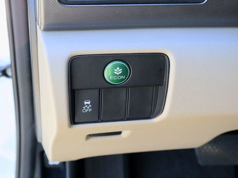 Used 2015 Honda Accord LX image 11