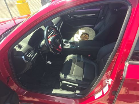 Used 2021 Honda Accord Sport image 8