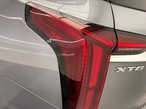 Used 2021 Cadillac XT6 Luxury FWD image 30