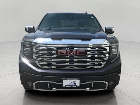 Used 2024 GMC Sierra 1500 Denali w/ Denali Reserve Package AWD/4WD image 12