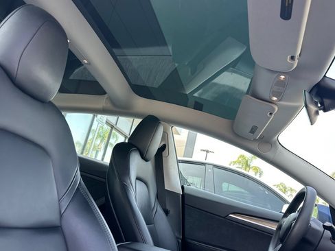 Used 2021 Tesla Model 3 Standard Range Plus RWD image 23