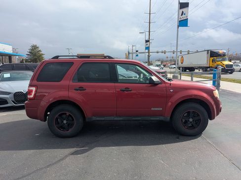 Used 2008 Ford Escape XLT image 2