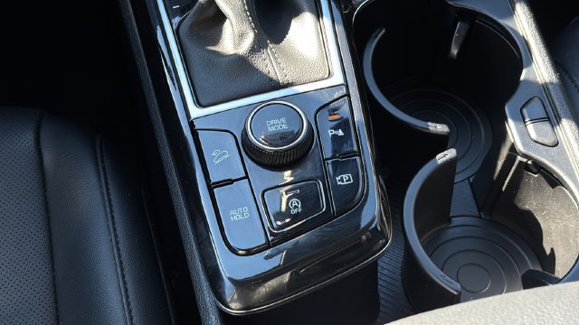 Used 2024 Kia Sportage EX FWD image 30